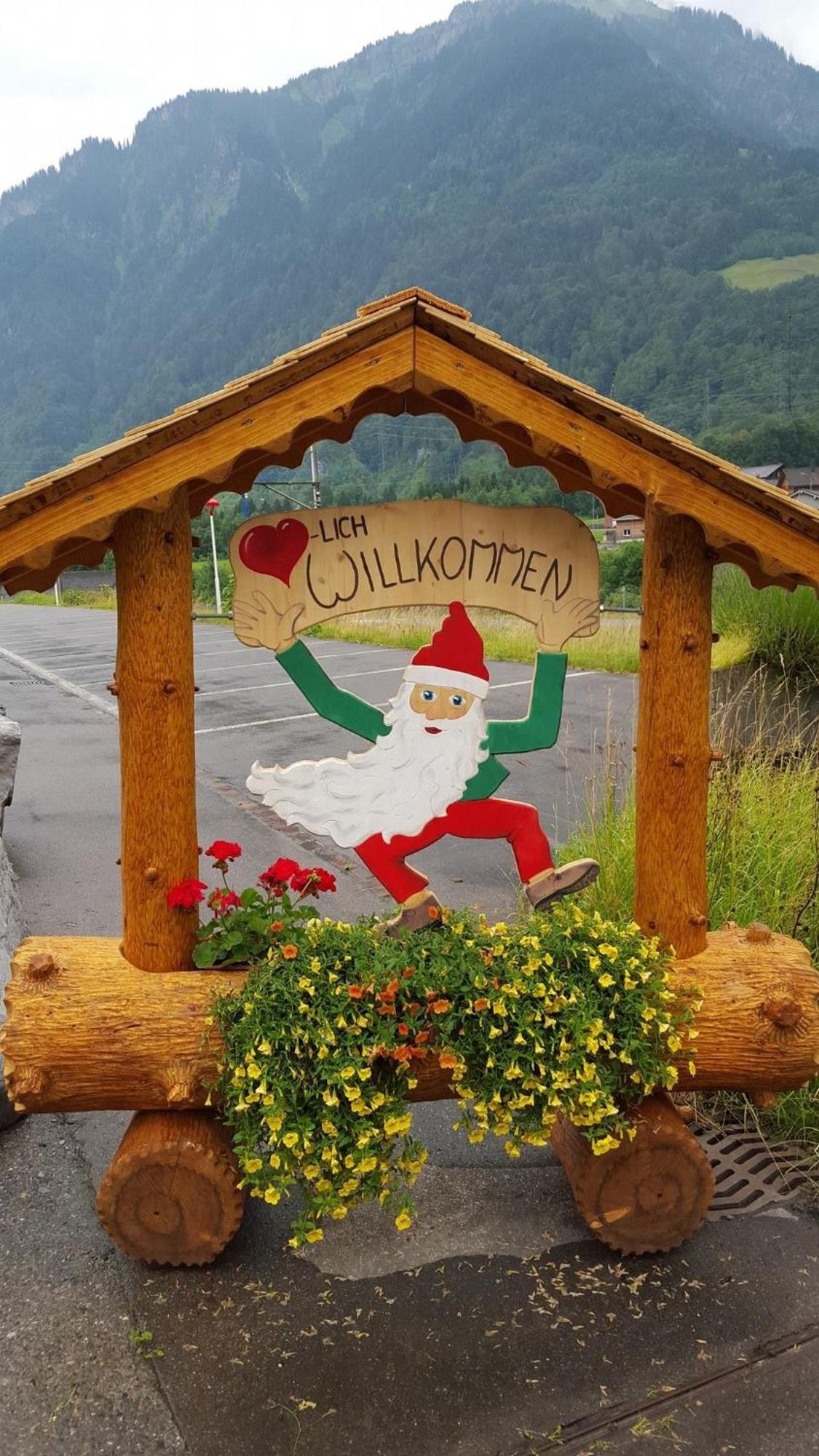 Diese Einfache Unterkunft- Bergheimat Ist Nur Fuer Backpacker- Rucksacktouristen Und Radfahrer - Huettenfeeling Im Backpackerhoues- Ganz Einfach - Ganz Unkompliziert - Ganz Relaxd Vila Linthal Exterior foto